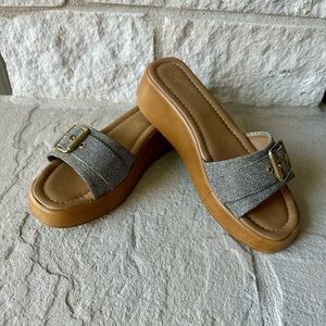 Women's Seychelles Cherry Platform Slides Sz 9